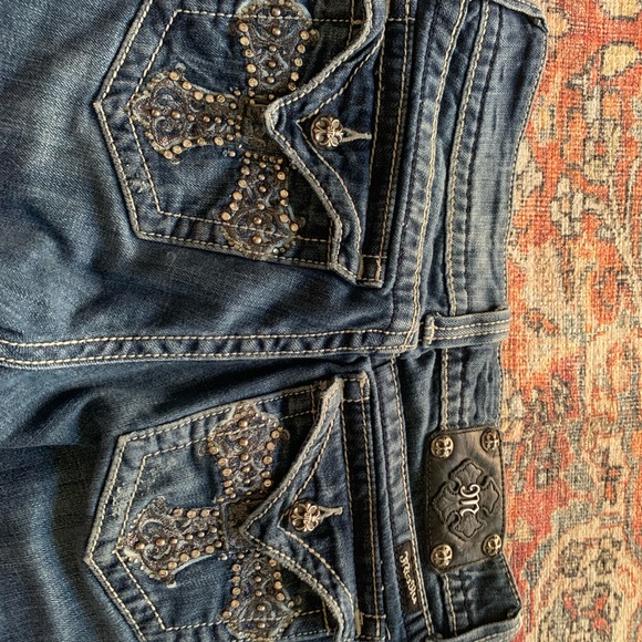 Miss Me Jeans - Picture 2 of 4